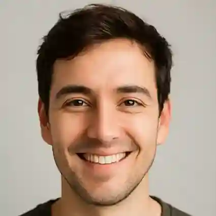 Miguel Á.